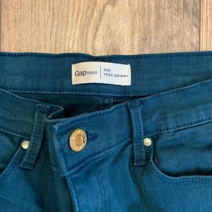 Gap 30R true skinny - green jean